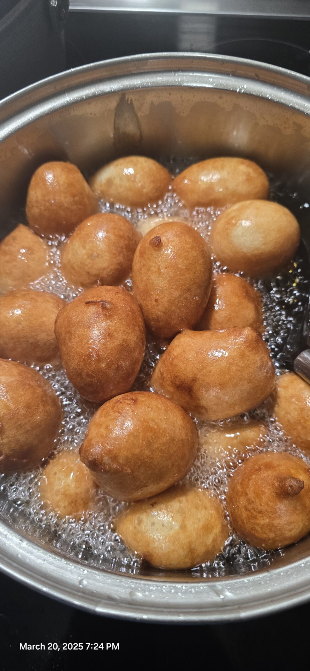 Beignets Haricots Bouillie (BHB)